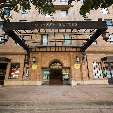 Embassy Suites By Hilton Bogota - Rosales Eksteriør billede Embassy Suites San Antonio Riverwalk