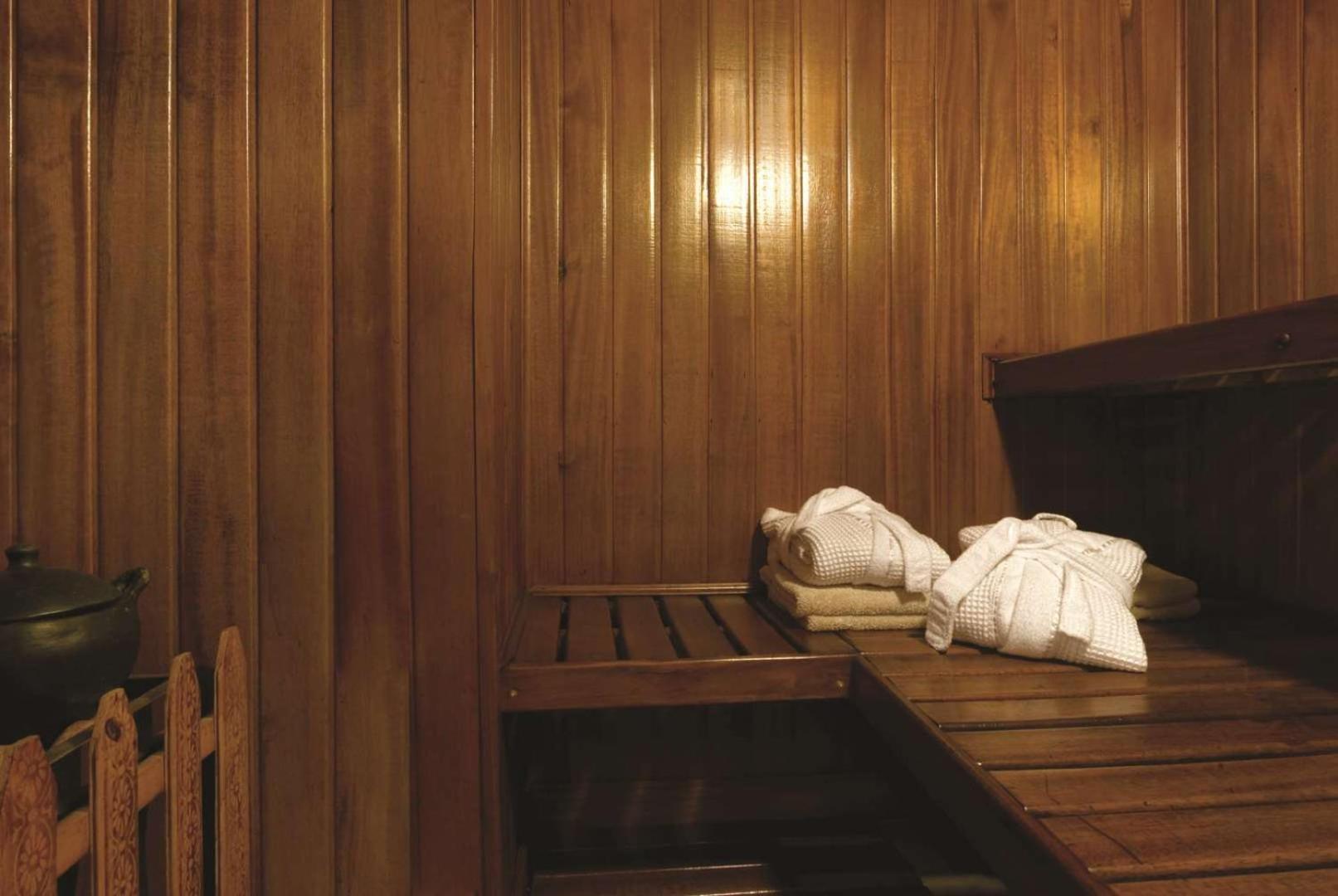 Embassy Suites By Hilton Bogota - Rosales Eksteriør billede Sauna