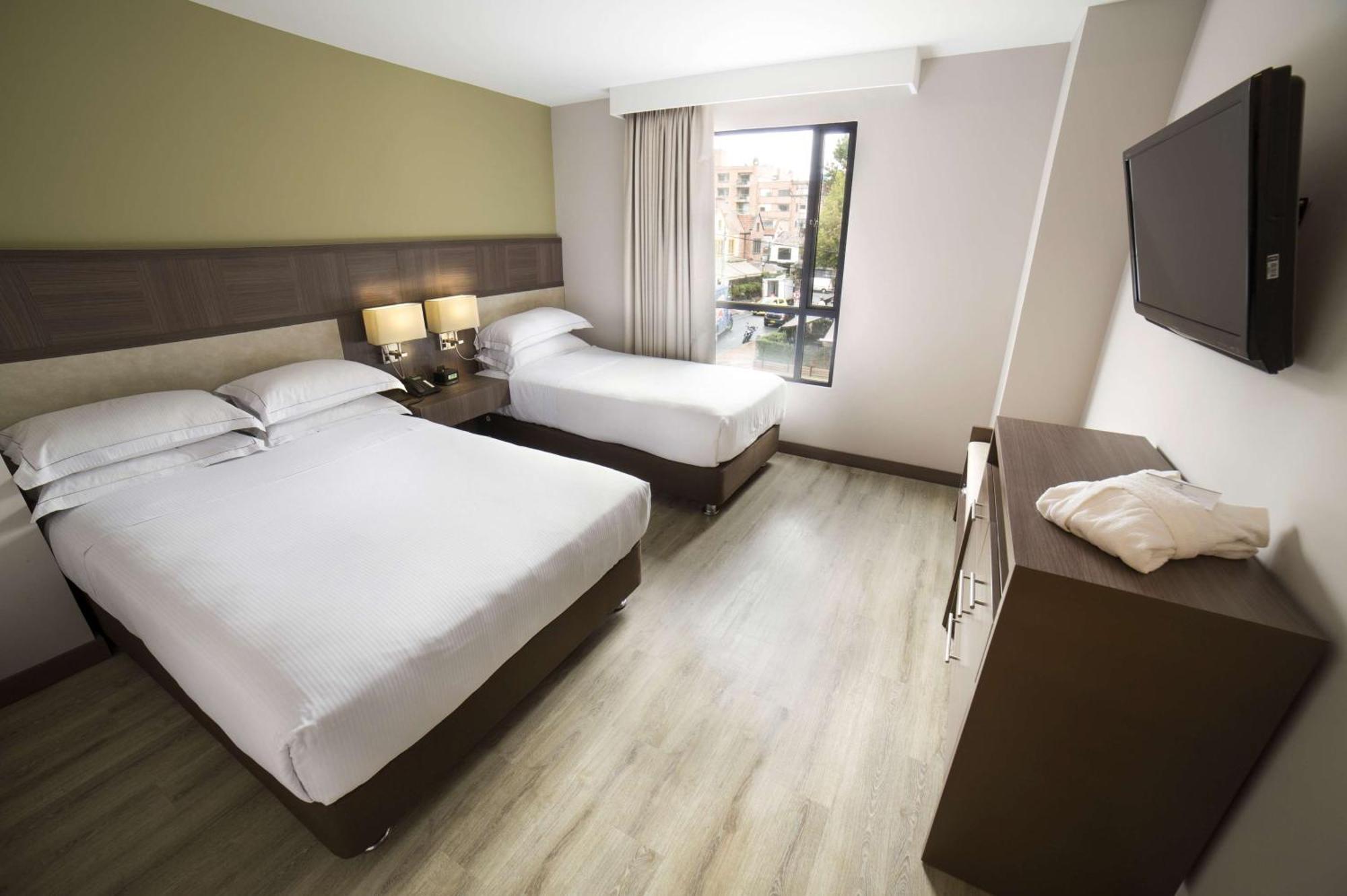 Embassy Suites By Hilton Bogota - Rosales Eksteriør billede